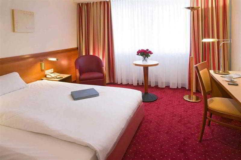 Mercure Hotel Saarbruecken City Eksteriør bilde